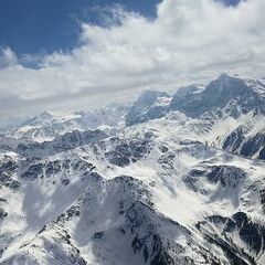 Verortung via Georeferenzierung der Kamera: Aufgenommen in der Nähe von 39023 Laas, Südtirol, Italien in 3700 Meter